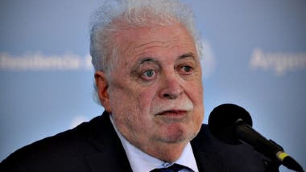 Para Ginés González García, Argentina afronta la pandemia "sin muertes innecesarias"