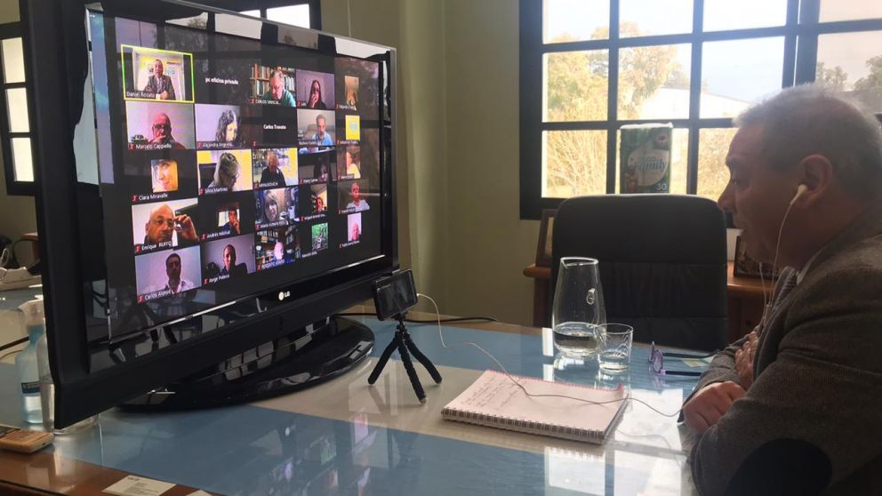 Pymes reclaman bajar la tasa de interés y afirman que el dólar es competitivo