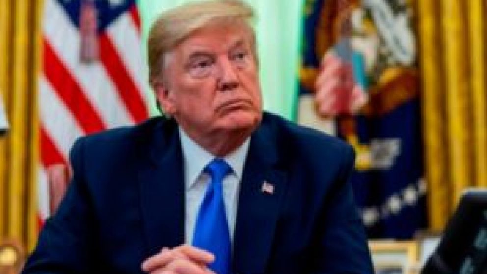 Tump deber� pagar ante el juicio contra la actriz porno 