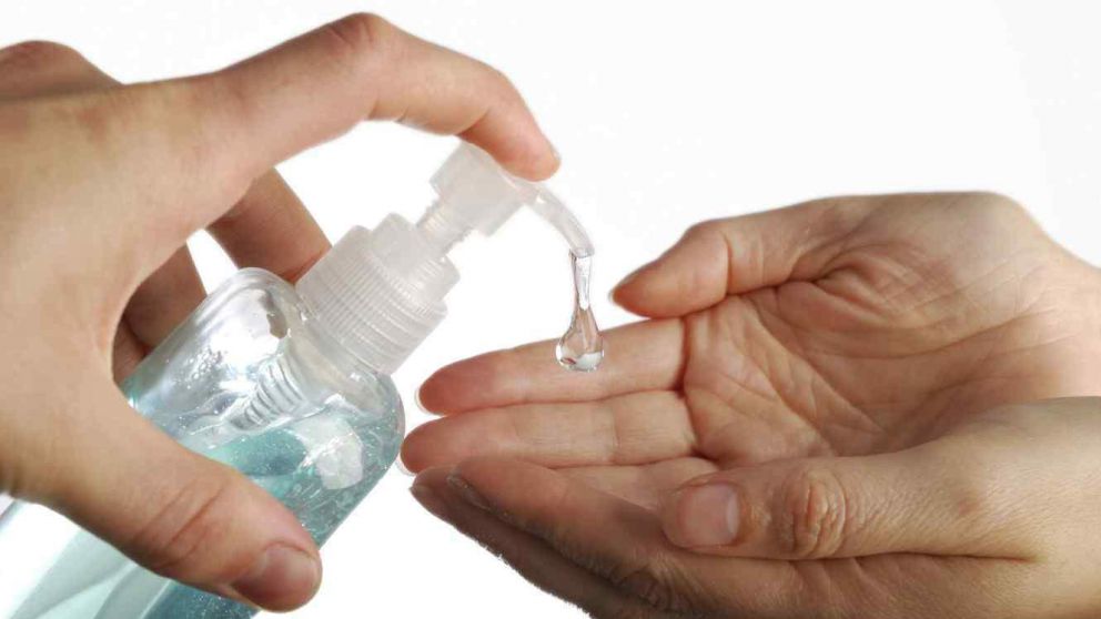 La Anmat sacó de circulación a una nueva marcha de alcohol en gel
