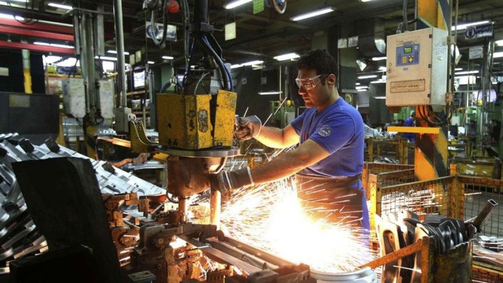 Ferreres: En junio continuó el rebote de la actividad económica