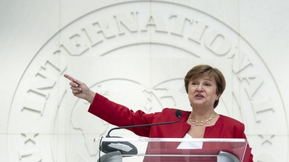 El FMI felicitó a Alberto y a Guzmán por el acuerdo con los bonistas
