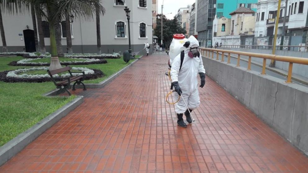 Estado australiano de Victoria extrema las restricciones por rebrotes