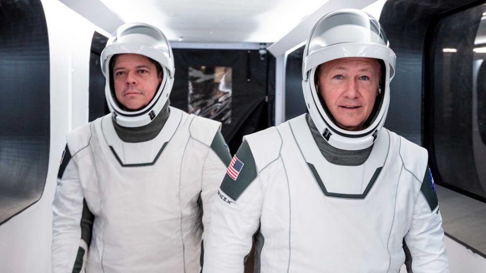 Bob Behnken y Doug Hurley estuvieron dos meses en la Estación Espacial Internacional antes de regresar en Crew Dragon, la nave de SpaceX y la NASA