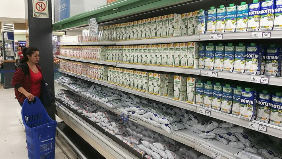 Lácteos: desafío al Gobierno por el cobro de un adicional en el transporte de los productos