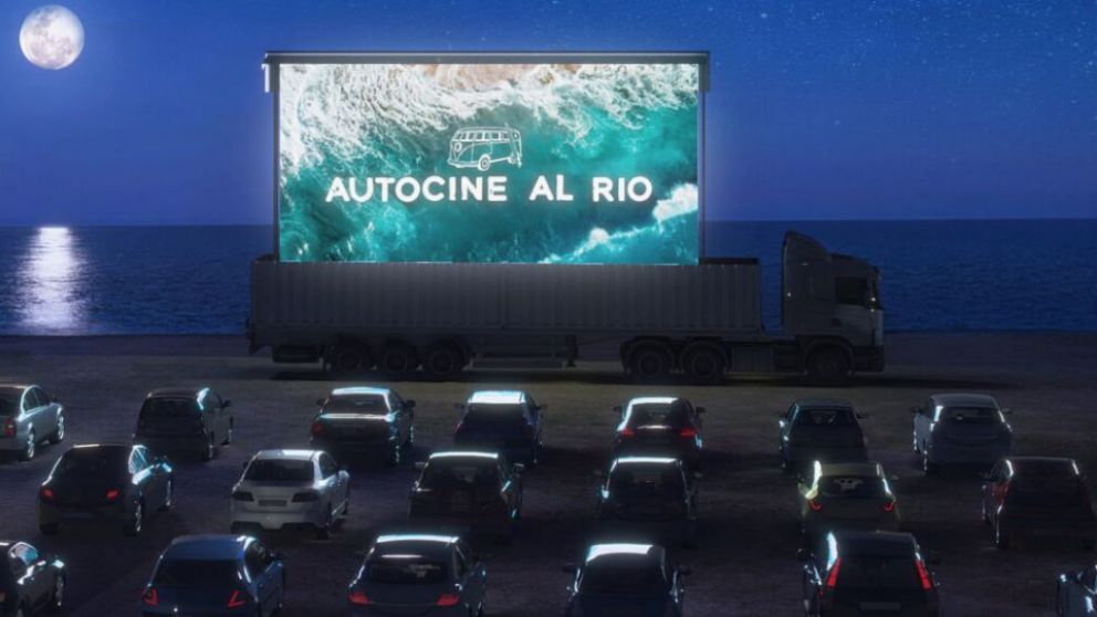 Cómo funciona el "Autocine Al Río" de San Isidro, el primero del AMBA