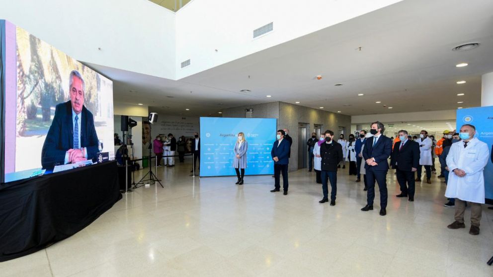 A días de anunciar una nueva fase de aislamiento, Alberto Fernández dijo que se "acerca" el pico de contagios