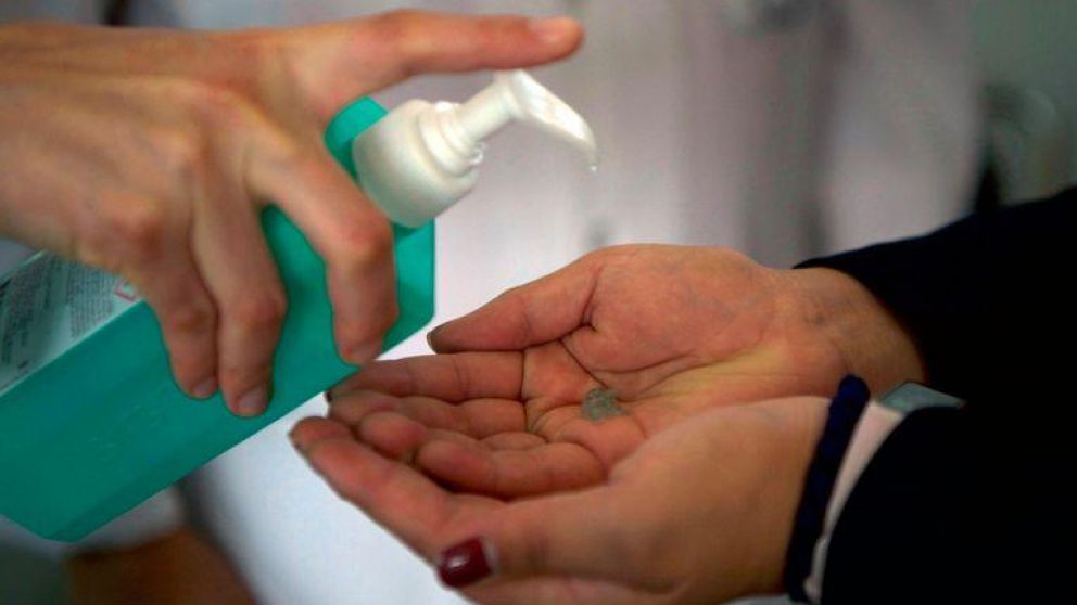 El gobierno modifica y amplía la lista de insumos médicos que necesitan autorización para ser exportados