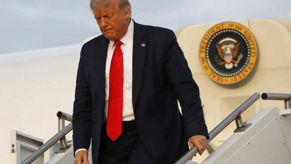 A cien días de los comicios, Biden aventaja a Trump en todas las encuestas