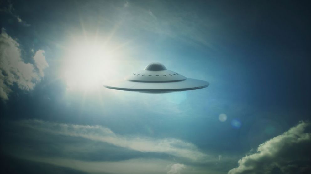 Tres videos publicados meses atrás confirman aparición de OVNIS en cielo de EE.UU.