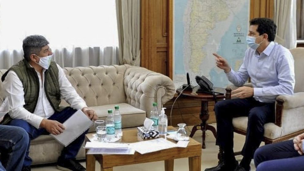 El Gobierno busca contener el conflicto sindical y tiende puentes con todos los sectores