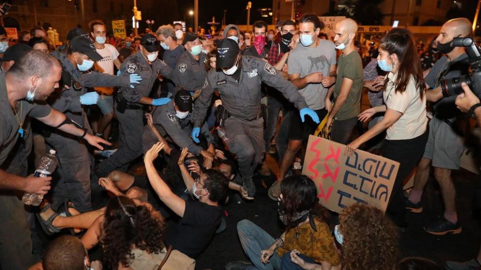 Reprimen marchas contra Netanyahu por manejo de la pandemia y la corrupción