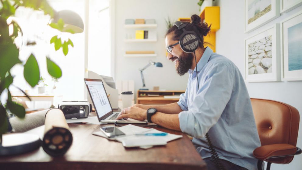 Casi la mitad de las empresas le sube el pulgar al teletrabajo