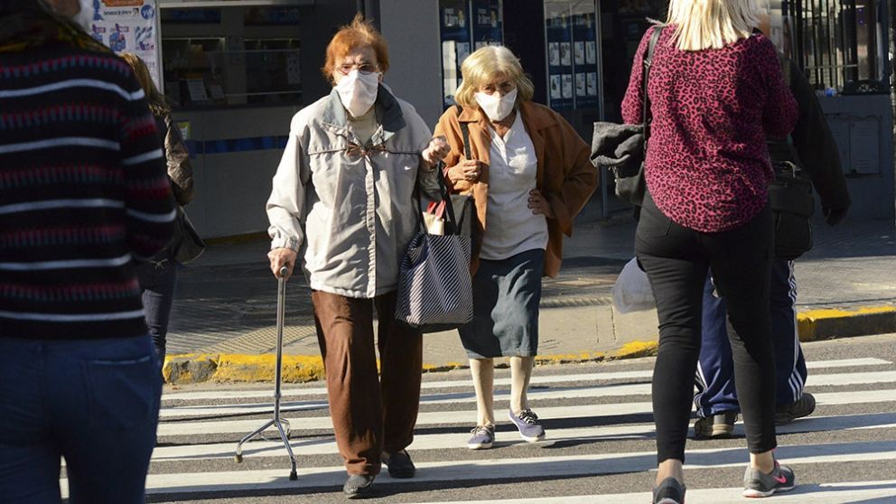 El lunes fueron confirmados 2.556 nuevos casos de coronavirus en la provincia de Buenos Aires