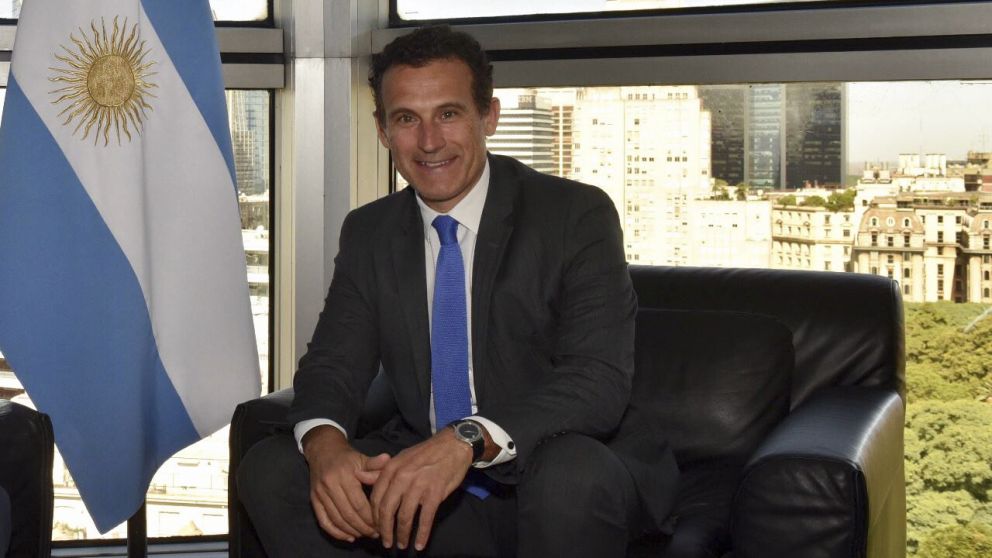 "No tenemos prejuicios ideológicos para vincularnos con el mundo"