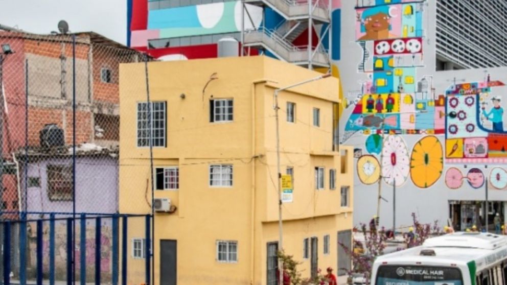 Emprendedores del Barrio 31 unen fuerzas para producir barbijos