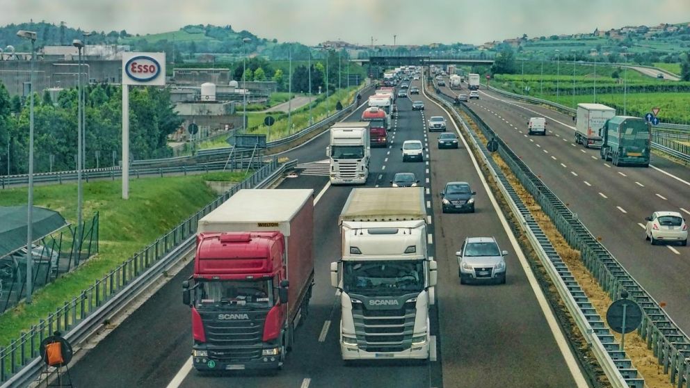 Italia estatiza una concesionaria vial de los Benetton