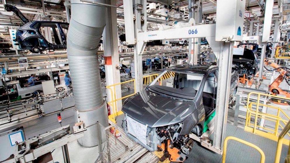 Por datos positivos, el gobierno de Brasil prevé una caída del PIB de sólo 4,7%