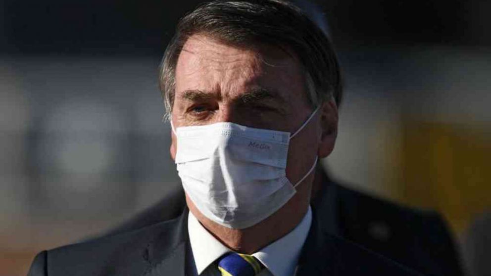 Bolsonaro asegura que no soporta estar en su casa