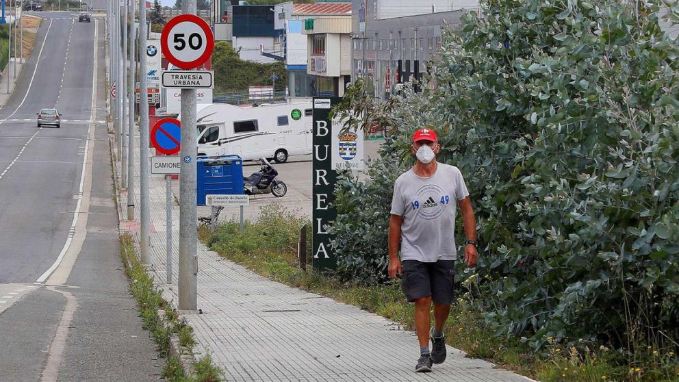 Cataluña ordena el confinamiento de 200 mil personas por rebrote de Covid-19