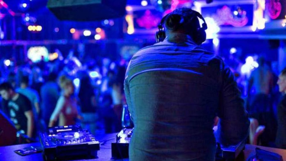 La cámara que nuclea los empresarios de locales bailables estima que en noviembre o diciembre podrán reabrir sus puertas