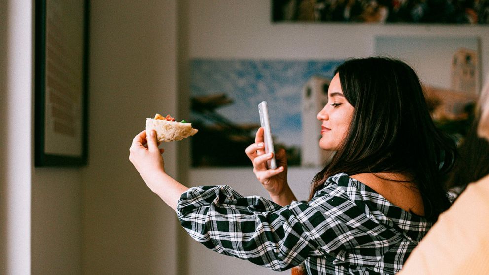 Buscan que los influencers usen el hastag #PublicaciónPaga