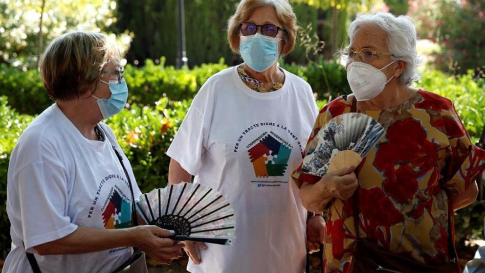 Gobierno de Cataluña impone el uso de barbijos