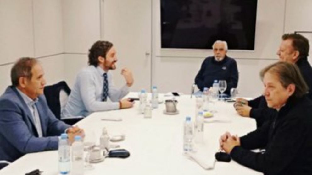 Cafiero visitó a la Corriente Federal y el mensaje llegó a todas las centrales