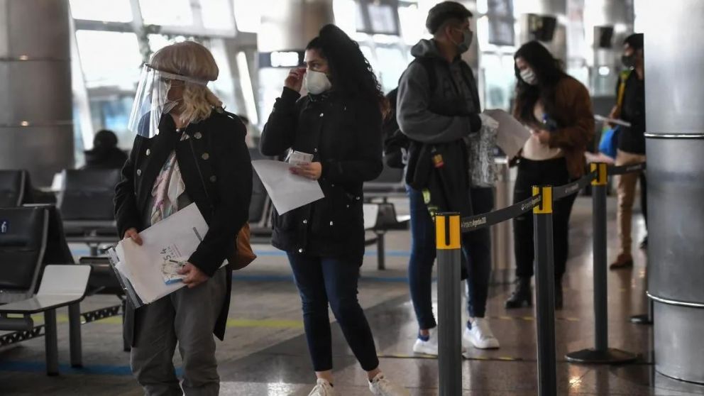 Terminó el plan de repatriación, afirmó Solá