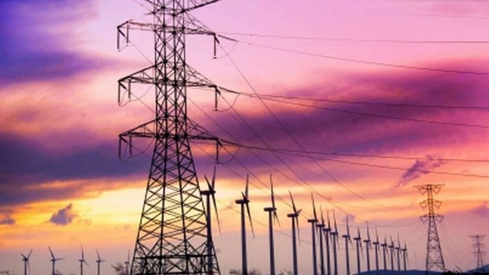 Lanzan paquete de rescate a distribuidoras eléctricas