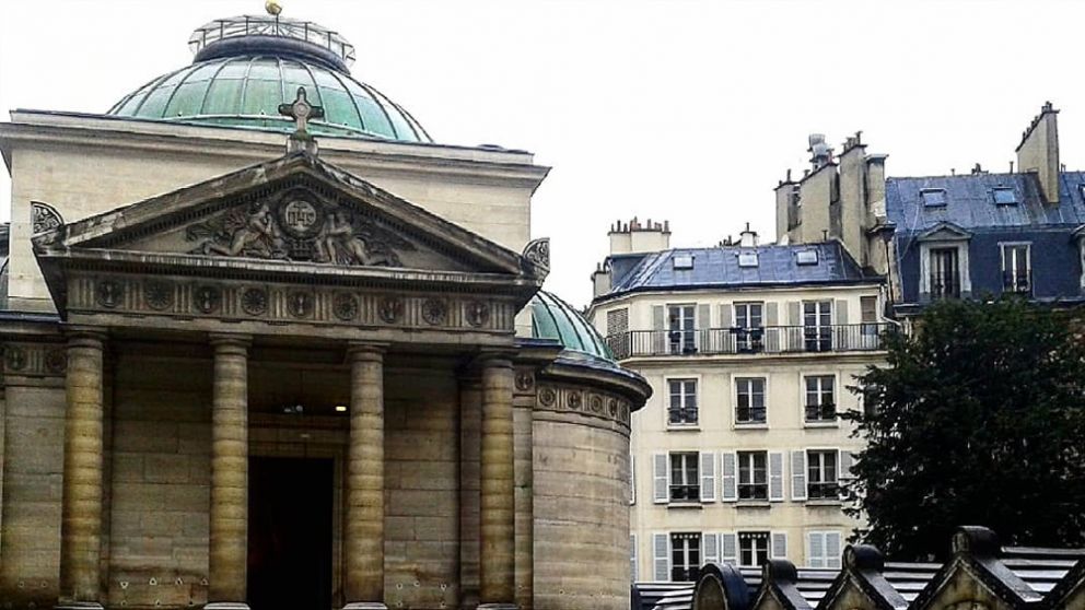 La Capilla Expiatoria de París fue construida sobre un cementerio de la época revolucionaria