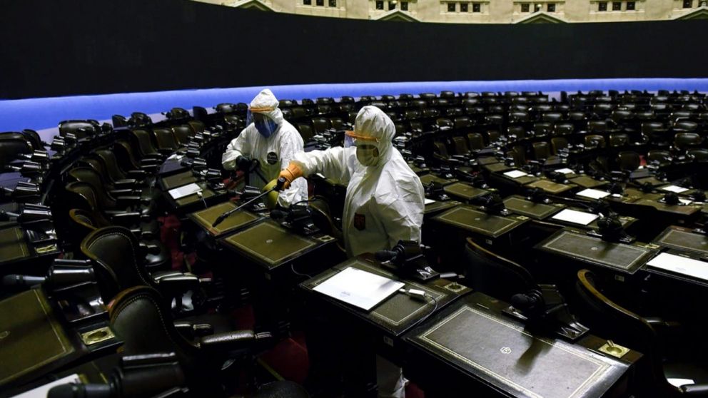 El nuevo caso de coronavirus en Diputados pone en duda la continuidad de las sesiones mixtas