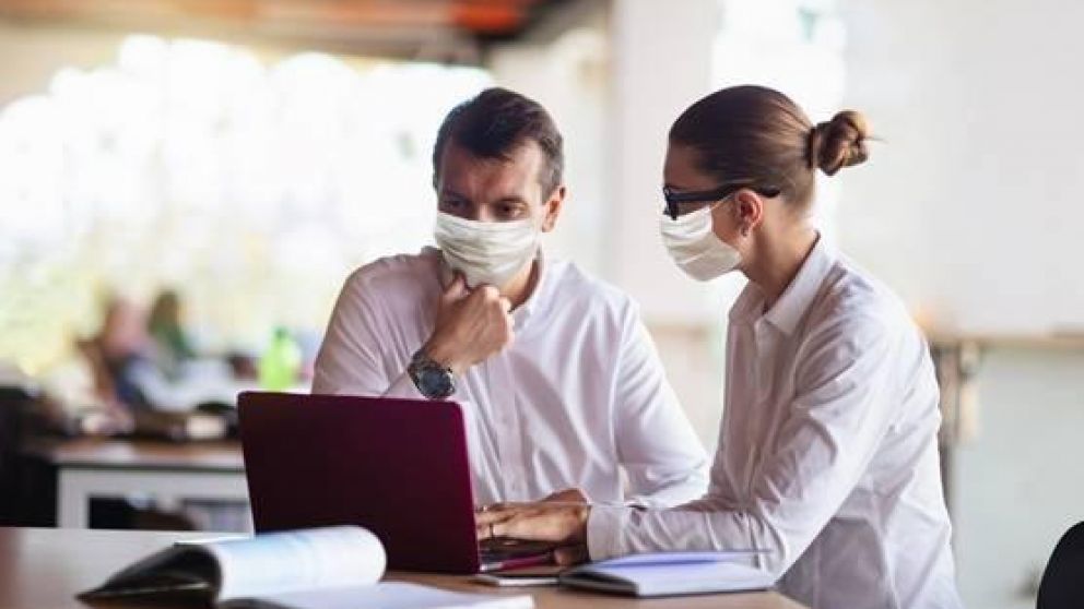 Las empresas piensan en seguir protocolos oficiales