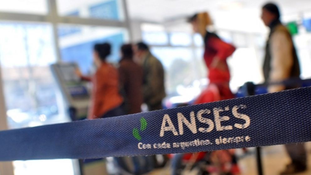 Anses ya evalúa cómo será una tercera etapa del IFE