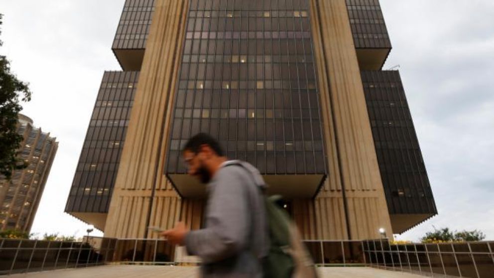En un año salieron de Brasil USD50.900 millones