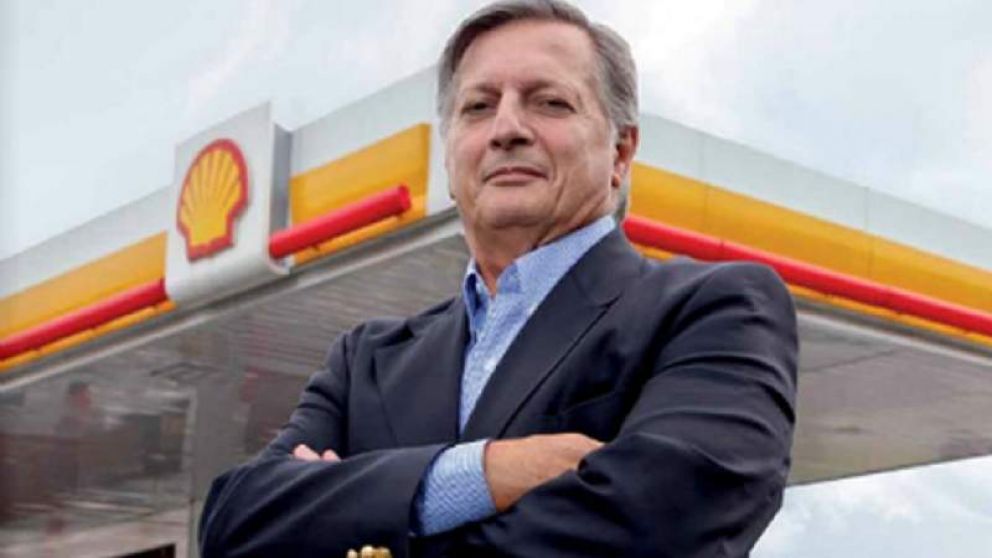 El ministro de Energía fue denunciado por incumplimiento de funcionario público