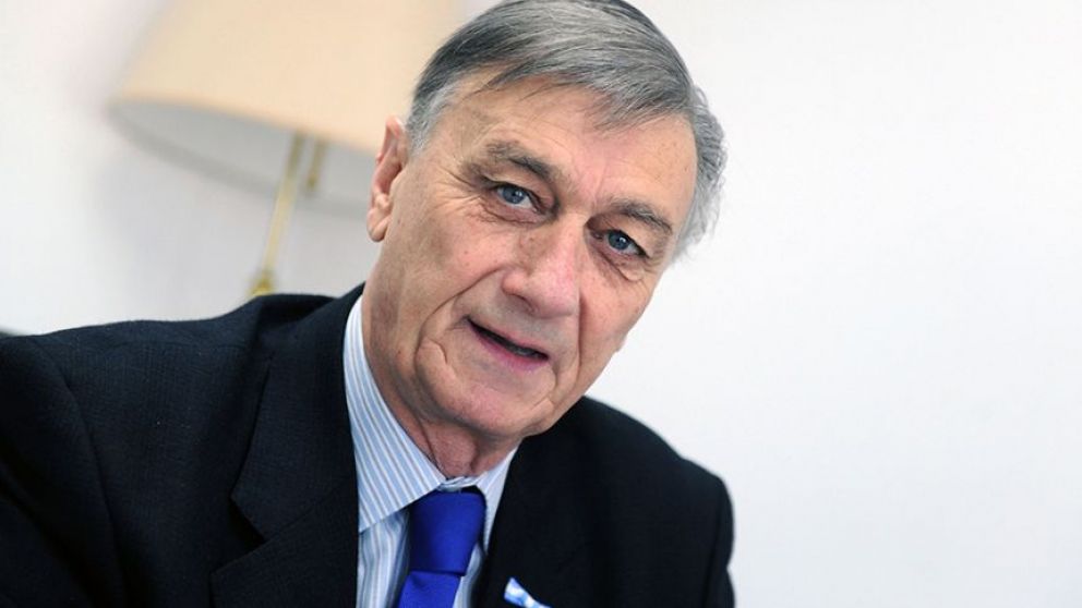 Binner dio negativo para coronavirus