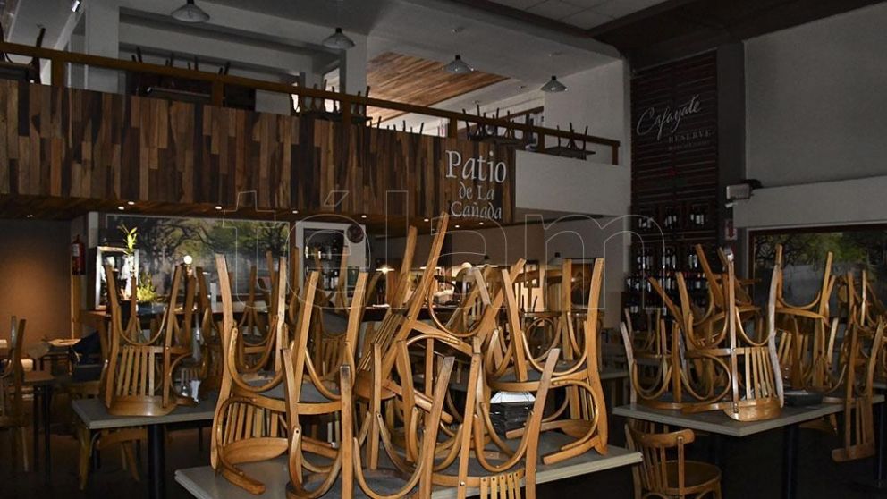 En hoteles y restaurantes, el 8% de las empresas no pagó las cargas sociales