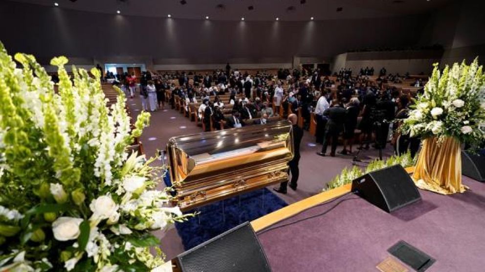 Funeral de Floyd con gran participación de personas