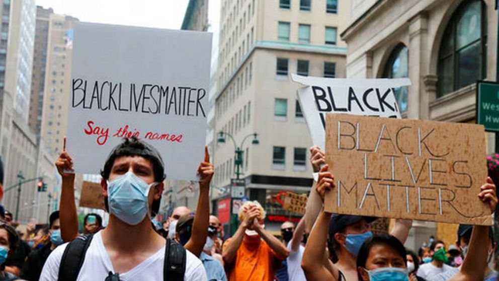 La mayoría de los estadounidenses cree que el país está fuera de control