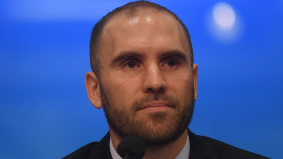 Guzmán resolvió el paso previo al lanzamiento de la propuesta