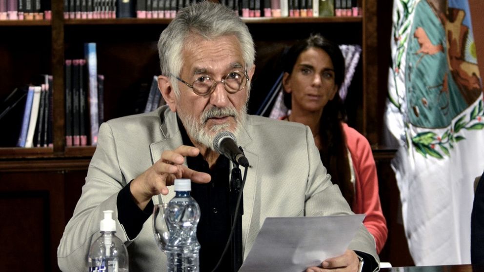 Alberto Rodríguez Saá, durante el anuncio de habilitación de los casamientos y otras actividades, el 22 de mayo pasado