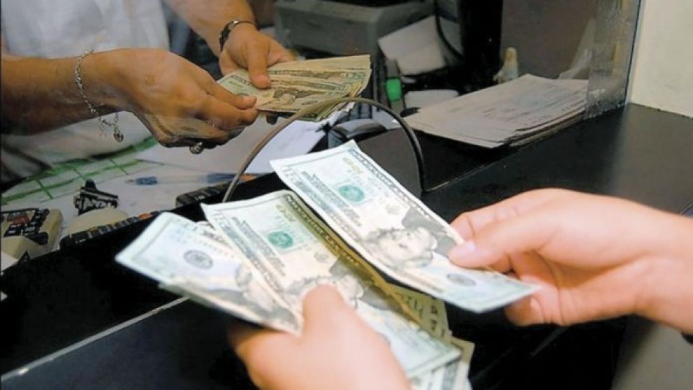 Los montos promedio de las remesas alcanzan los USD200