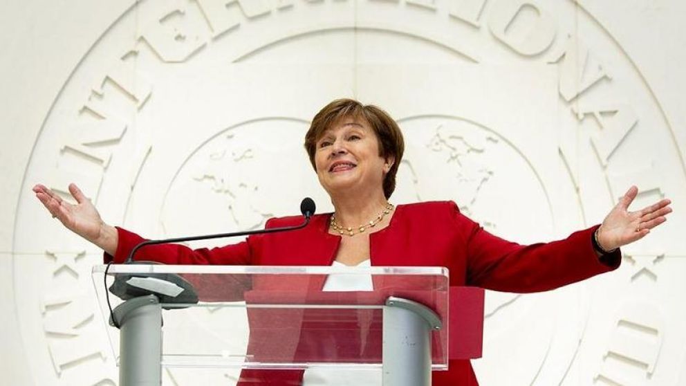 Para Georgieva, la economía mundial caerá más del 3% este año