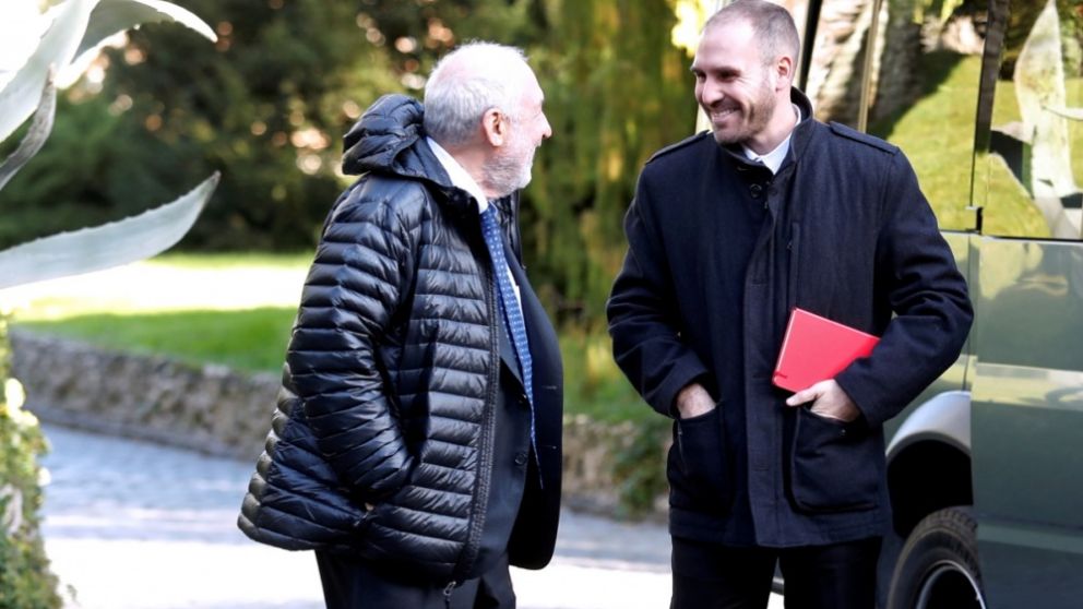 El mentor de Guzmán apoyó las negociaciones que lleva a cabo el ministro