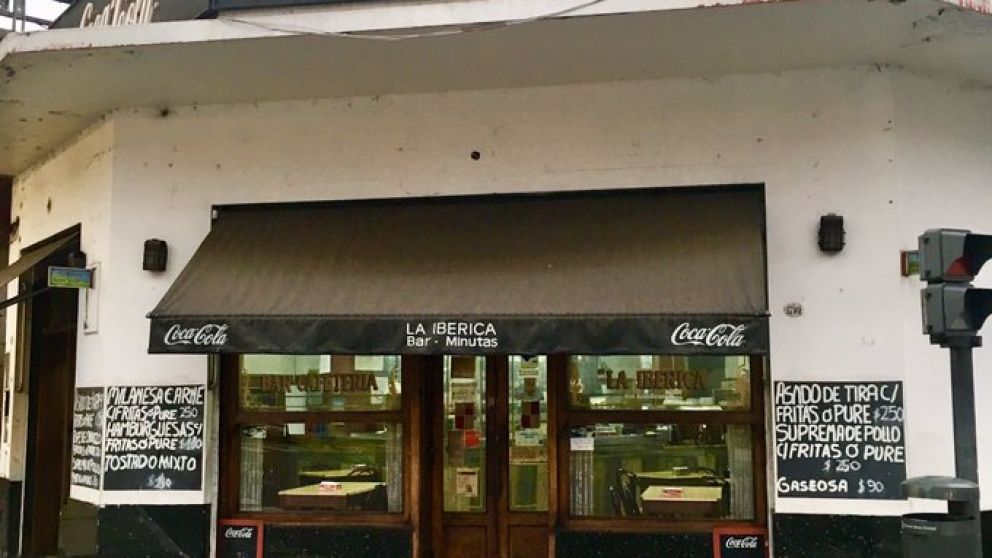 Cerró un histórico bar de Constitución que no resistió la cuarentena
