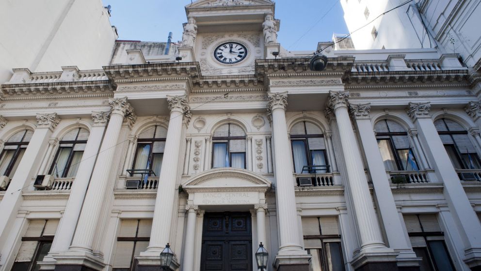 Las reservas, en la mira por la suba de los paralelos