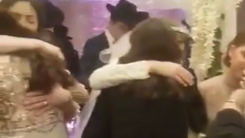 Los novios y sus padres fueron detenidos a raíz de la violación de la cuarentena