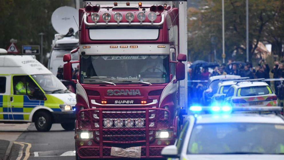 El camión frigorífico fue abandonado en un parque industrial de Essex