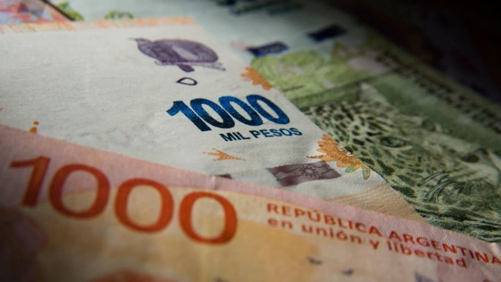 En plena polémica por Ramón Carrillo, advierten que el billete de $1.000 perdió 85% de su valor desde su creación